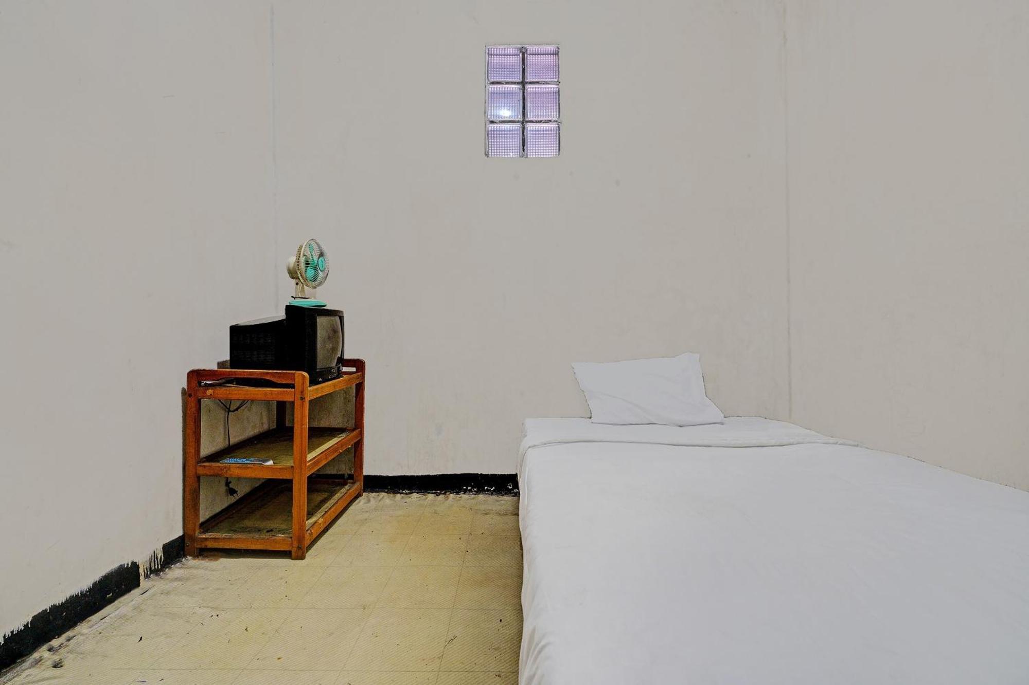 Oyo Life 92709 Kost Teras Cikapundung Syariah Hotel Bandung Kültér fotó