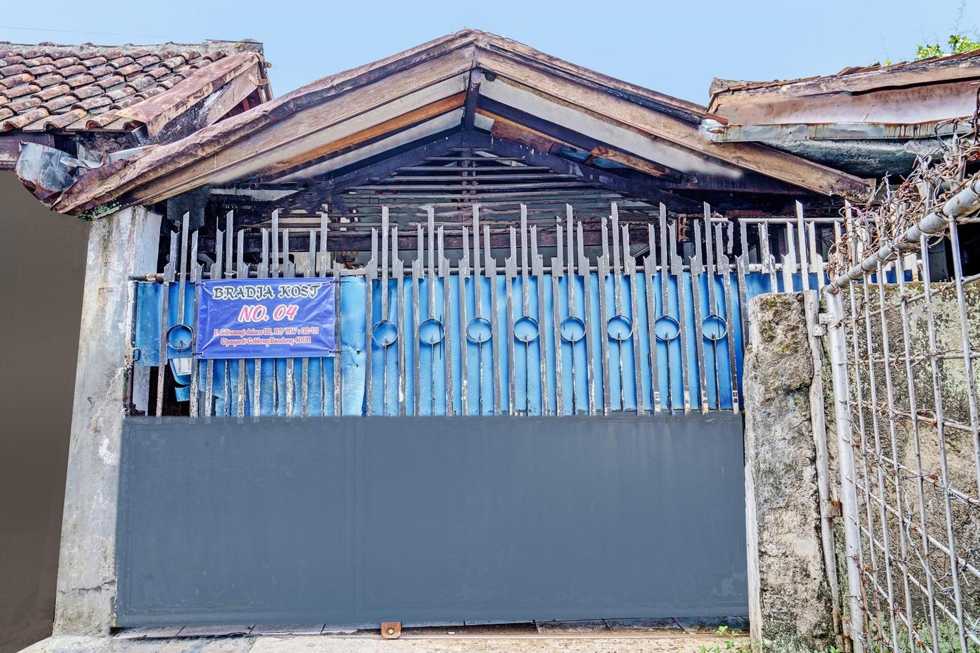 Oyo Life 92709 Kost Teras Cikapundung Syariah Hotel Bandung Kültér fotó
